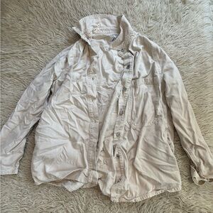 Zara Cream Utility Jacket with Relaxed Fit and Collared Neckline